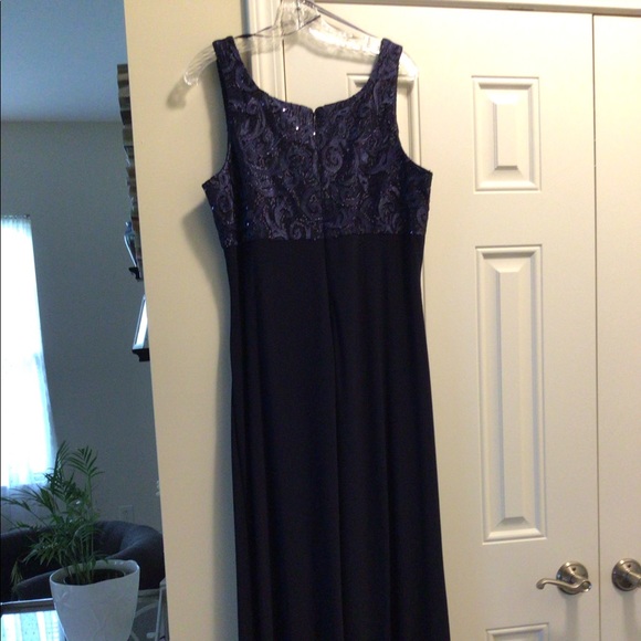 Evening/Formal Dress by Alex Evenings - Picture 4 of 4